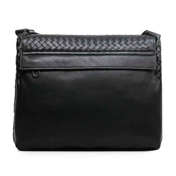 Bottega Veneta intrecciato flap messenger bag 16030 black